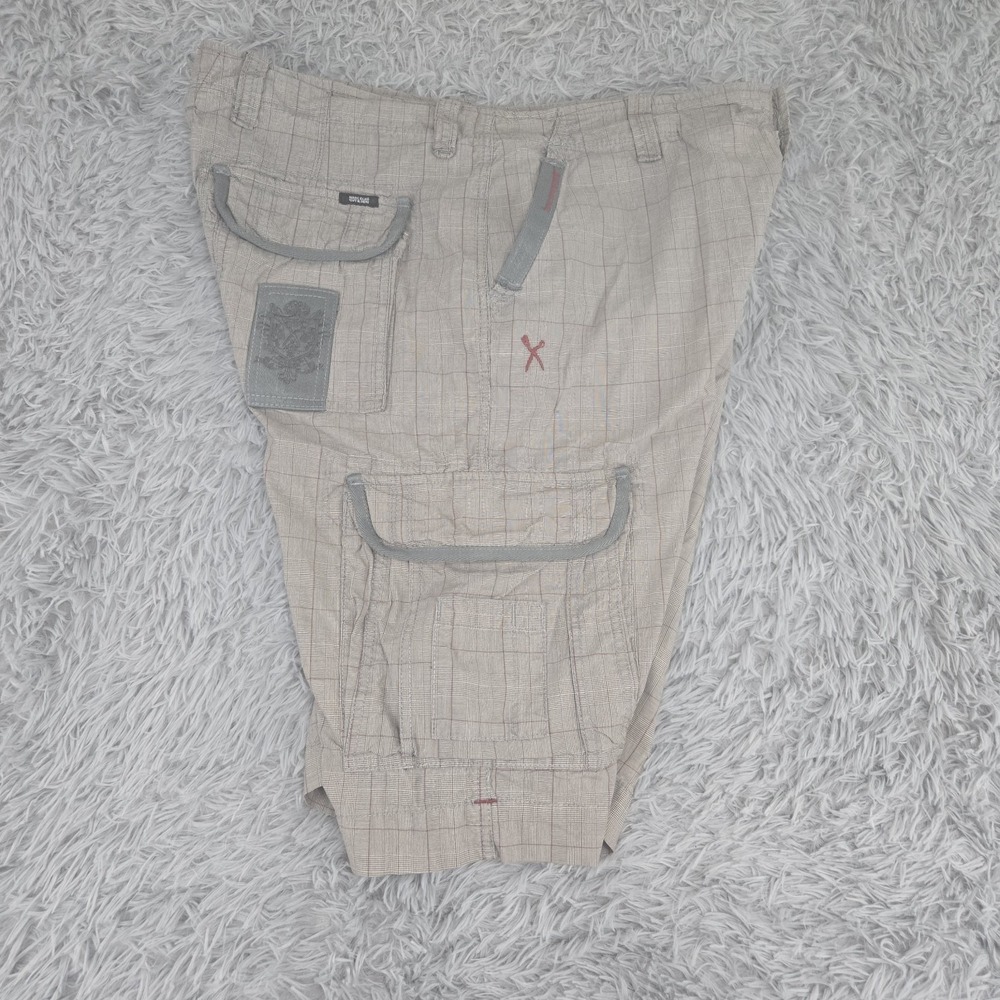 Marc‎ Ecko cut & Sew Mens 38 Gray Plaid Standard Fit Cotton Cargo Shorts - Picture 3 of 12
